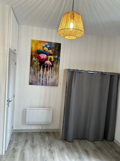 Bienvenue Au Quai 27 Apartment Epernay Exterior photo
